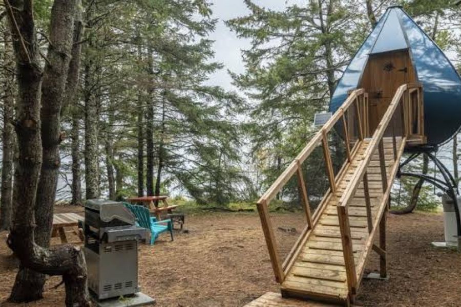 Aménagement du Territoire au Canada : Valorisation des Parcs Nationaux et Tourisme Écoresponsable