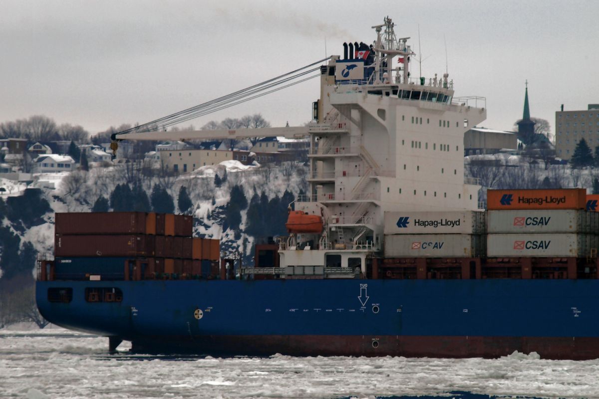 Commerce Mondial – L'ouverture des nouvelles routes maritimes en Arctique et les mutations de la logistique globale