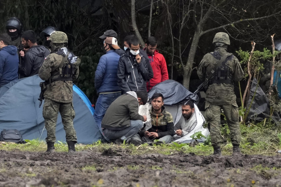 Migrations: vers la prolongation de l'état d'urgence à la frontière polono-biélorusse