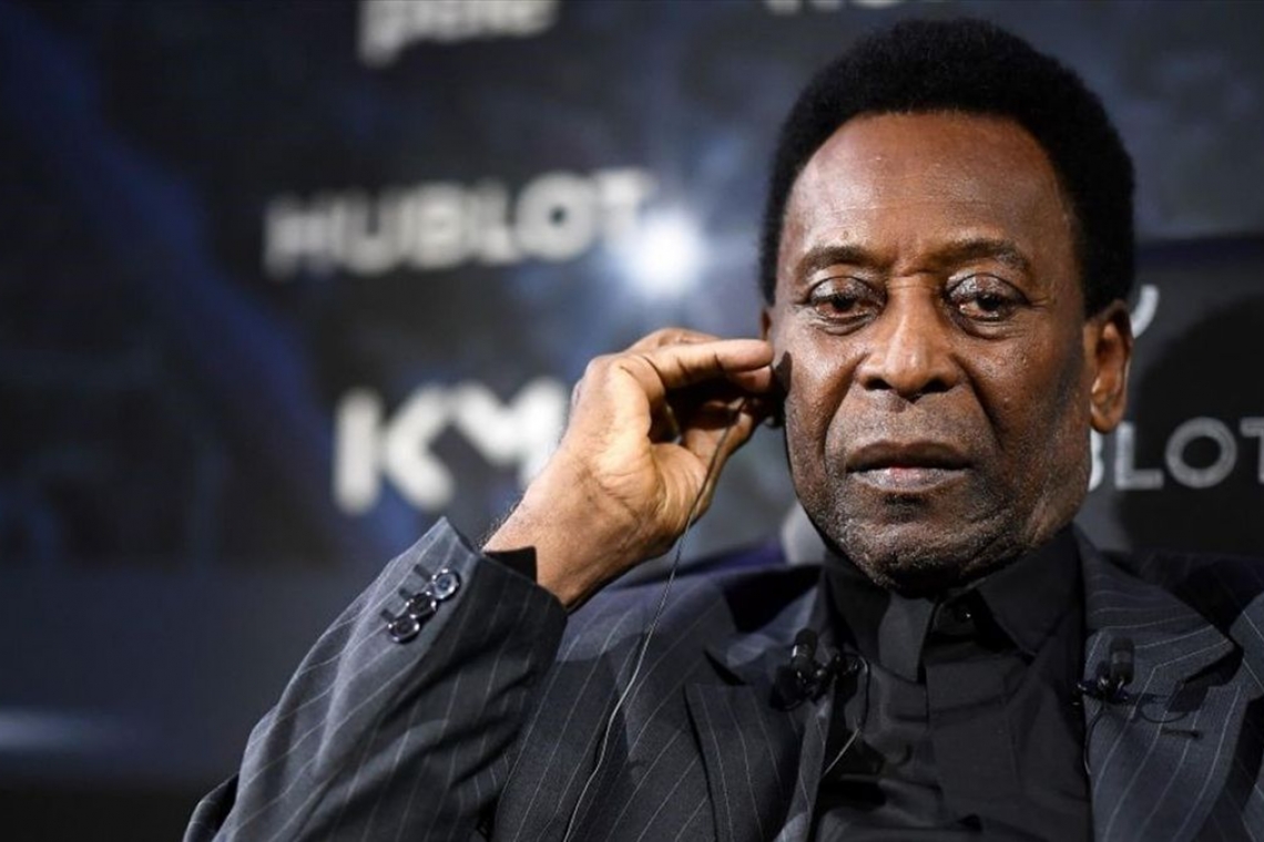 Brésil : La légende Pelé quitte l'hôpital après une opération chirurgicale