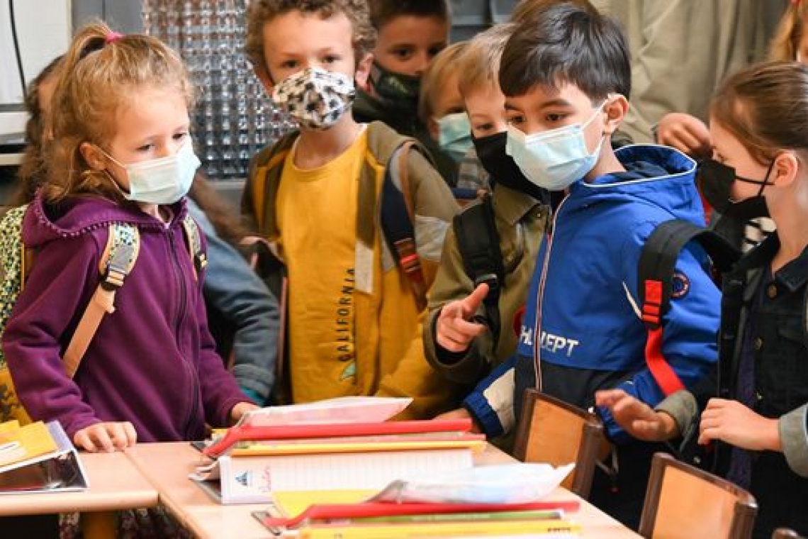 France : Les élèves de primaire tombent le masque dans 47 départements