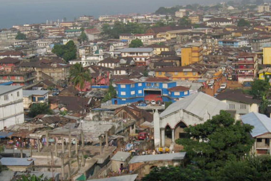 Sierra Leone : 92 morts et 88 blessés, c’est le bilan d’une explosion survenue dans un dépôt de carburant dans la zone industrielle de Wellington 