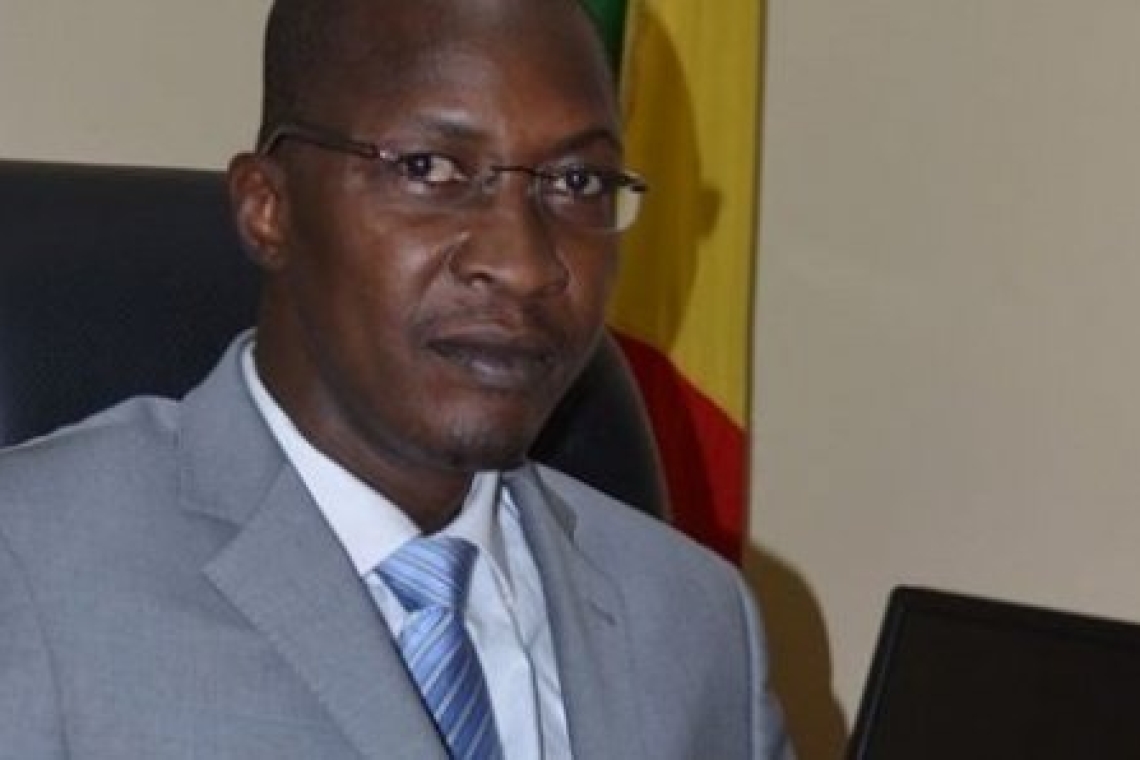 Mali :  Housseni Guindo l’ancien ministre et opposant de retour de chez lui.  Il se cachait depuis quatre jours pour éviter une tentative d’enlèvement.