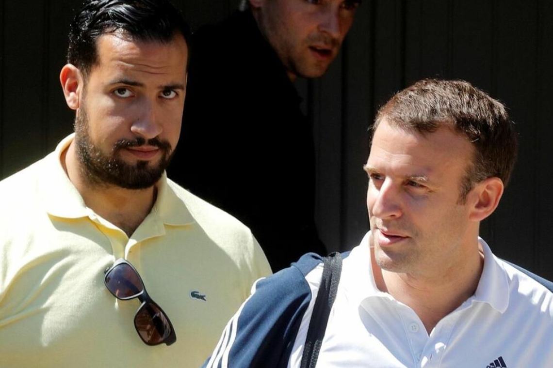 France : Alexandre Benalla, ex conseiller de l’Elysée et son épouse placés en détention. Ils seraient impliqués dans la négociation d’un contrat de sécurité trouble.