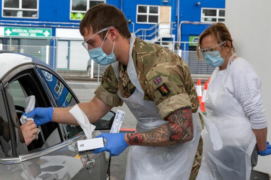 Royaume Uni : le pays a enregistré en 24h son plus grand record depuis le début de la crise sanitaire en 2020 soit près de 79000 cas positifs au covi-19 