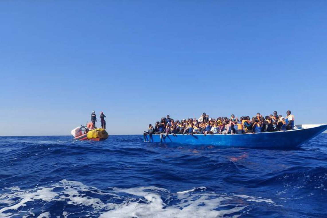 Grèce : quatorze morts dans deux naufrages de bateaux au large de l’île de Paros en mer Egée.