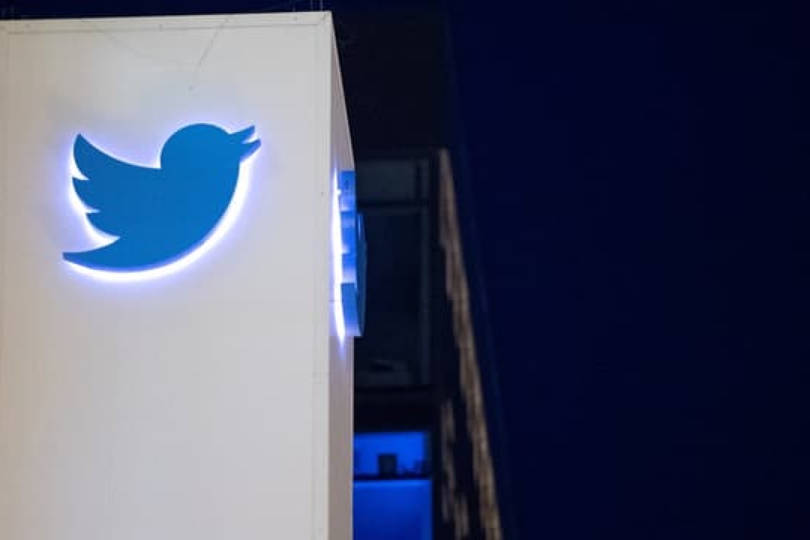 Médias sociaux : Twitter frappée par la justice française