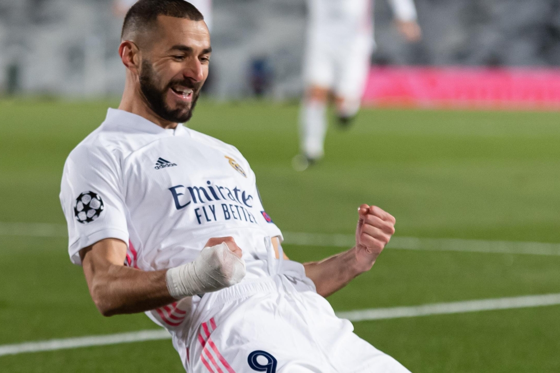 Sport / Football : Karim Benzema est-il le meilleur joueur du monde ?