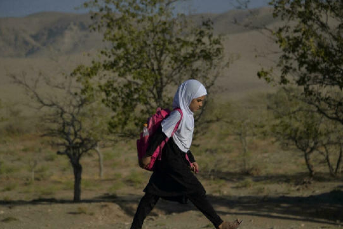 Afghanistan : les filles vont reprendre le chemin du collège et du lycée