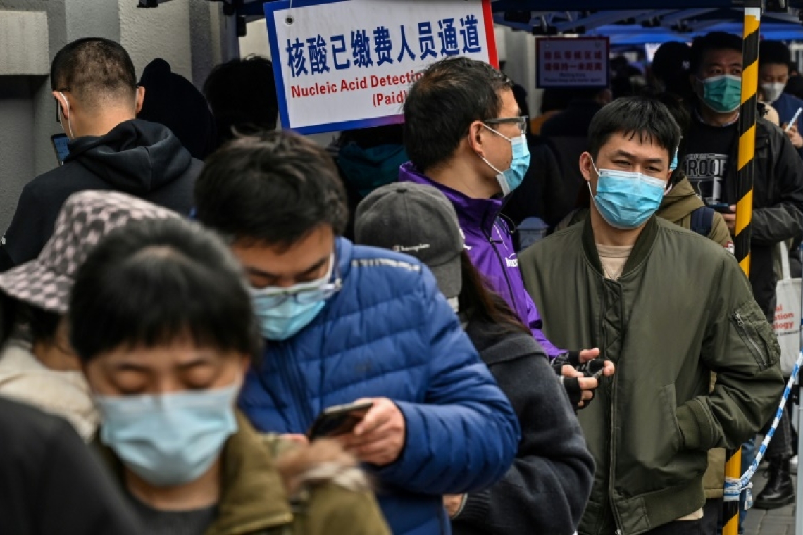 Chine: Shanghai confinée en deux temps face à la résurgence de la pandémie de Covid-19