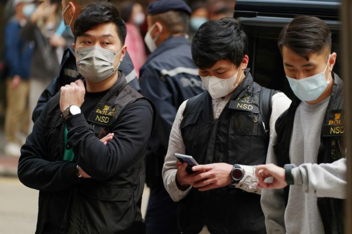 Hong Kong : un journaliste chevronné arrêté pour sédition