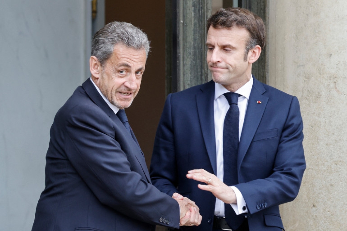 France : présidentielle J-12 Macron obtient le soutien de l’ancien président Sarkozy