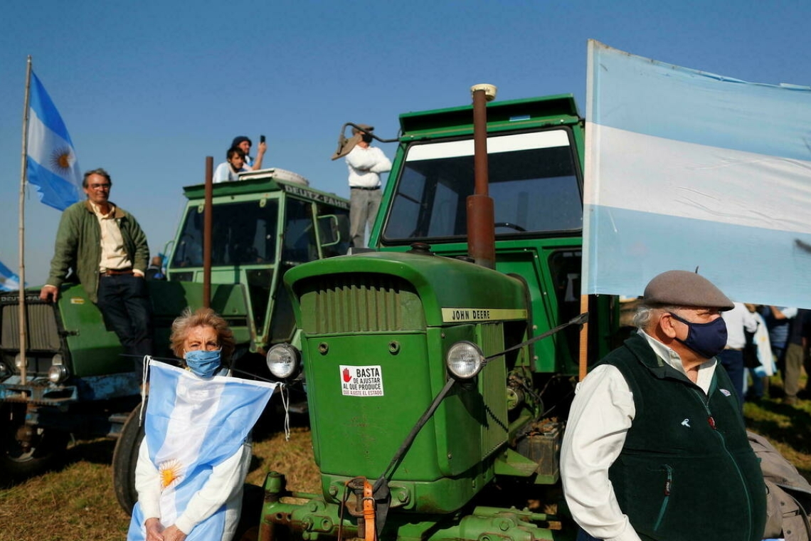 Argentine: La manifestation des agriculteurs pour dénoncer les taxes improvisées par le gouvernement 