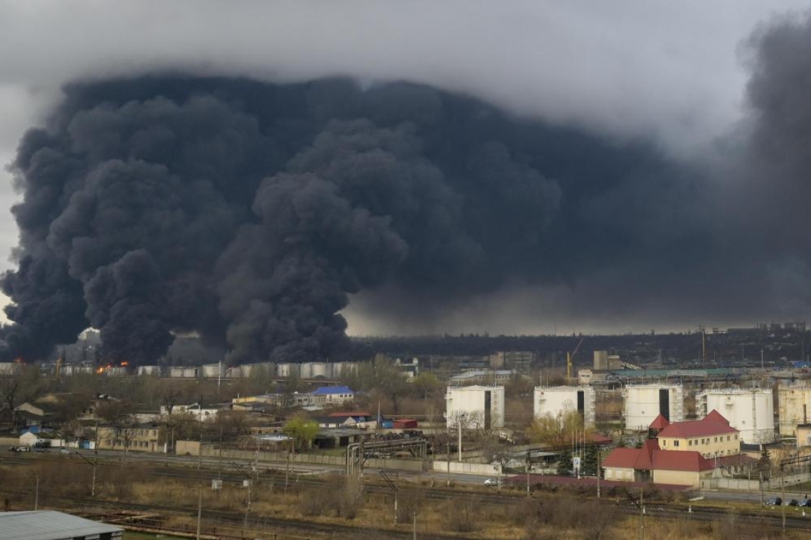 Guerre en Ukraine : la piste de l’aéroport d’Odessa bombardée par une frappe russe