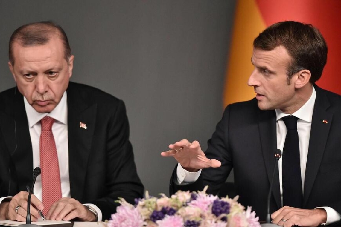 Politique /Adhésion à l'OTAN : Macron appelle Erdogan à respecter le choix souverain de la Finlande et de la Suède