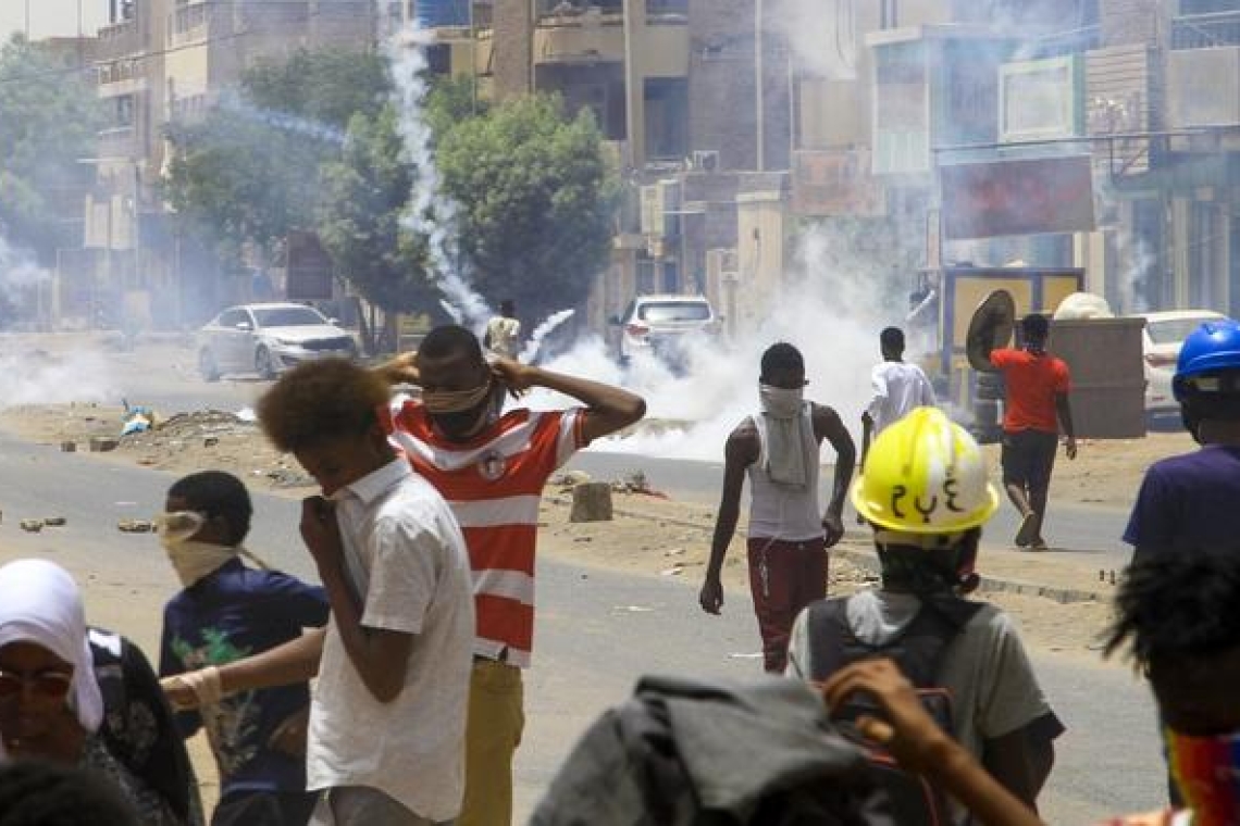 Soudan: Deux personnes perdent la vie dans de nouvelles manifestations contre le pouvoir militaire 