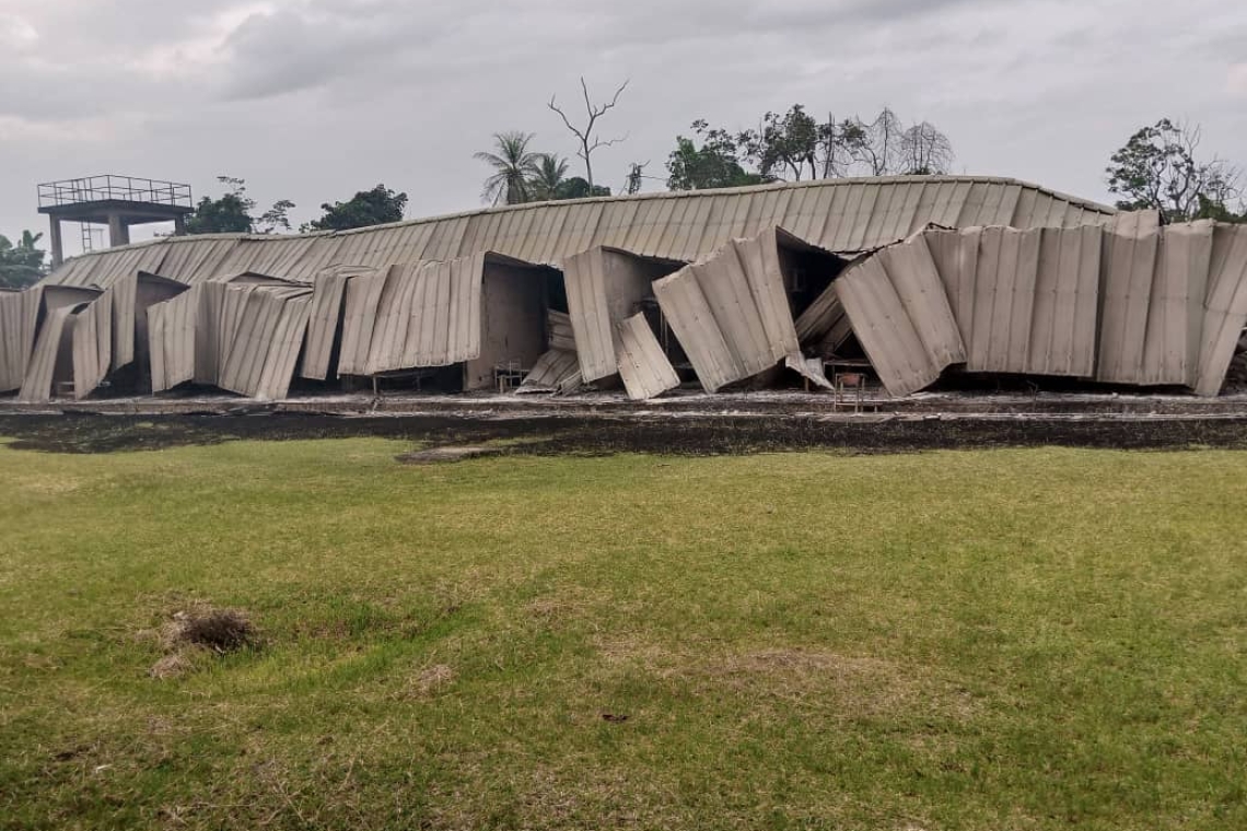 Société / Cameroun - Sud-Ouest : des présumés séparatistes incendient l'hôpital du district de Mamfe