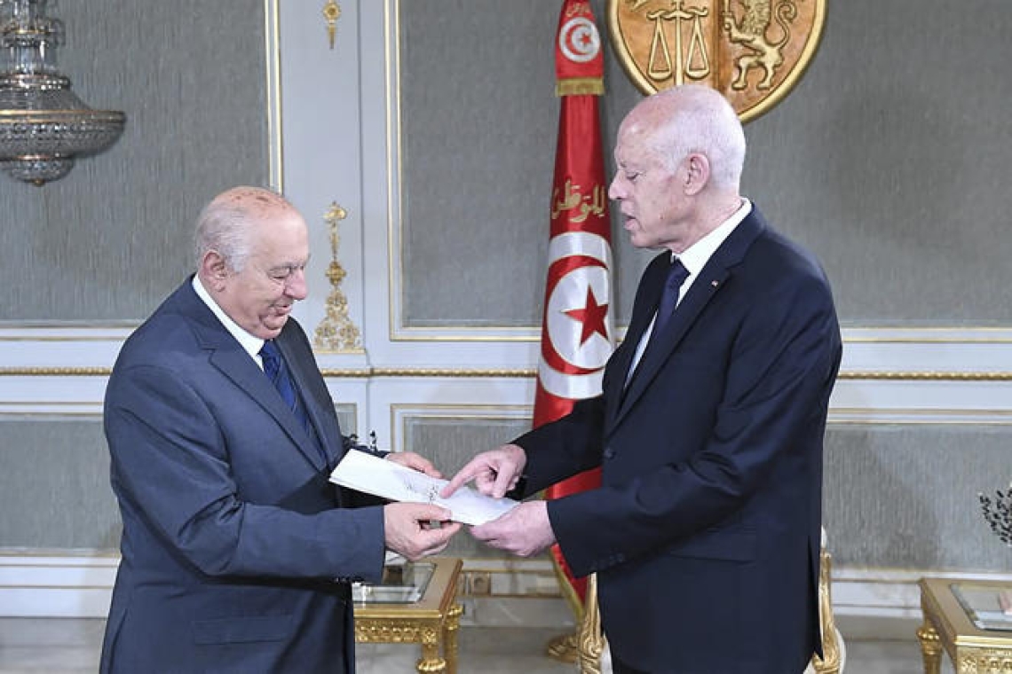 Tunisie : les juristes rejettent la nouvelle Constitution  présentée par le président Seïed