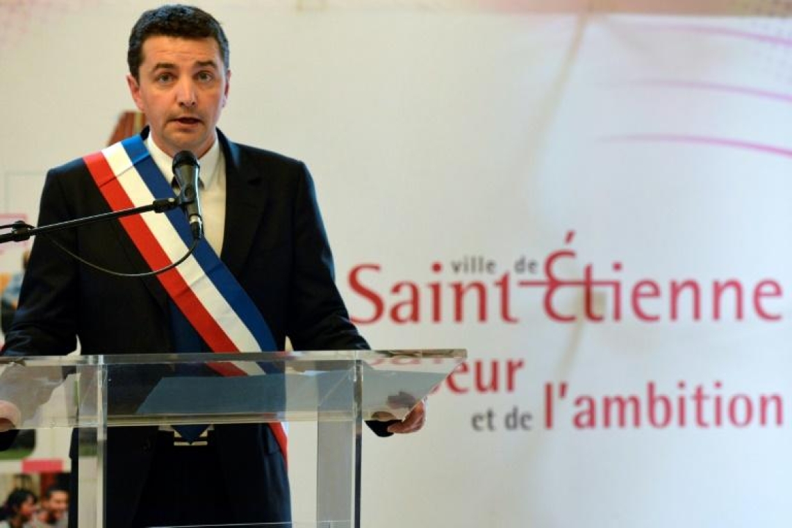 Chantage politique en France : le maire de Saint-Étienne auditionné à Lyon