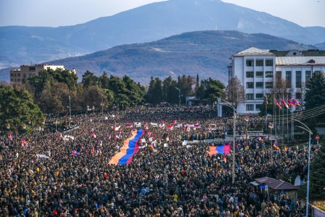 Nagorny Karabakh: manifestations contre le blocage d'un axe vital vers l'Arménie (AFP)