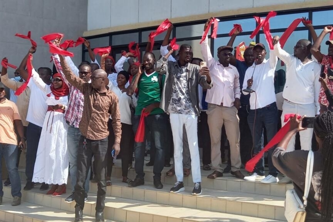 Sénégal : Manifestation à Dakar pour la libération de Pape Alé Niang