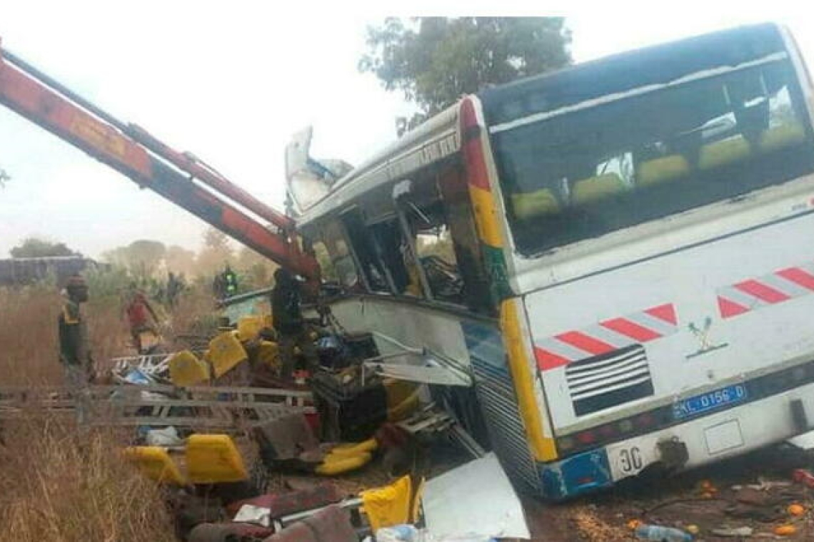 Sénégal : une collision entre deux bus fait au moins 40 morts et 85 blessés