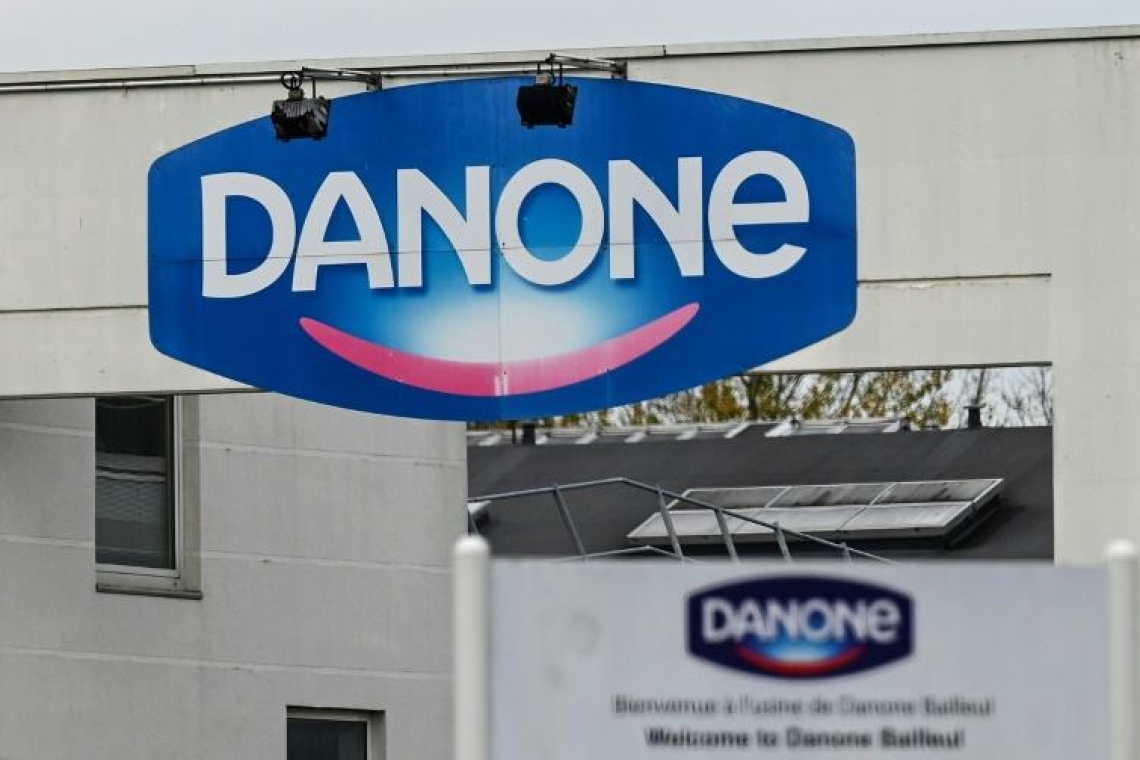 Danone assigné en justice par des ONG pour sa pollution au plastique