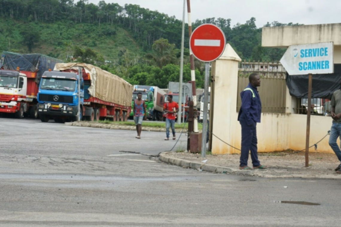 La Côte d'Ivoire annonce la réouverture de ses frontières terrestres