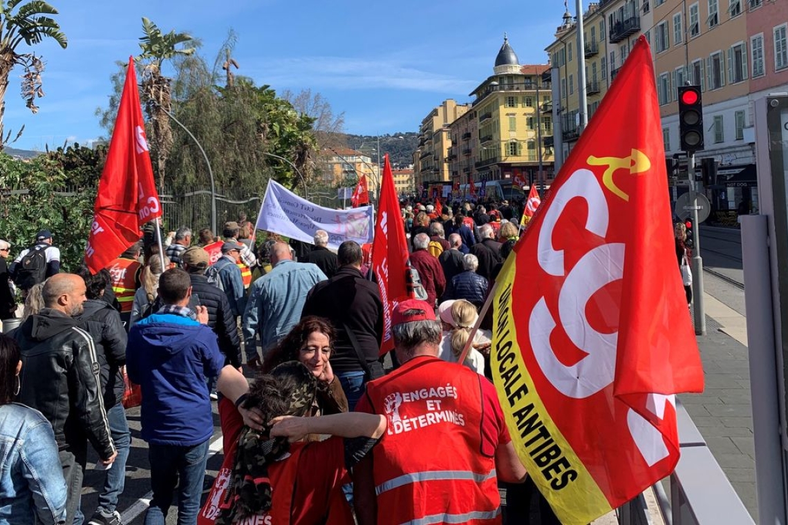 Réforme des retraites : huitième manifestation, les syndicats se servent de tous les moyens 