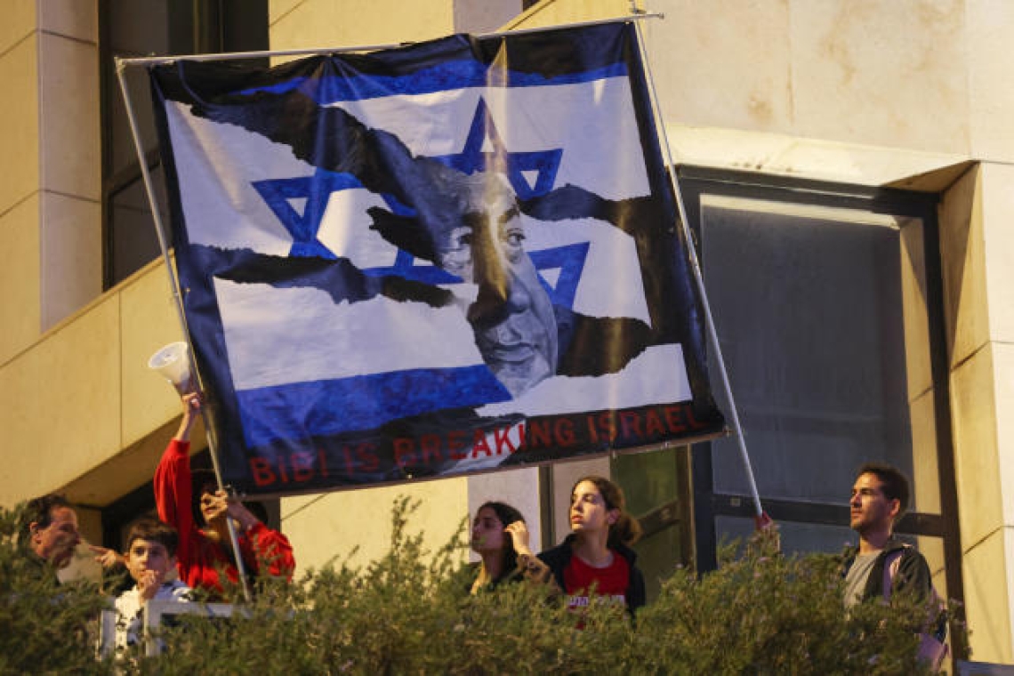 Réforme de la justice en Israël : Benyamin Nétanyahou contraint par la colère de la rue