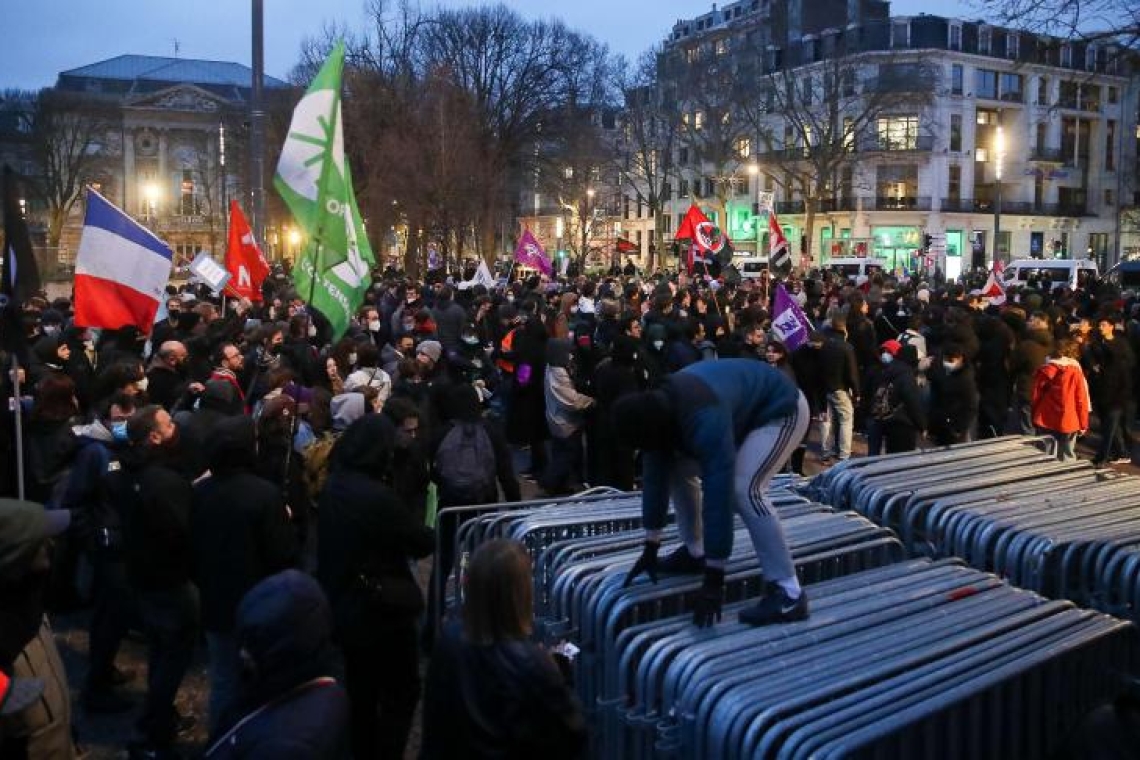Réforme des Retraites : tensions entre manifestants et forces de l’ordre à Lille