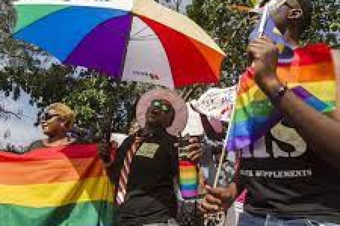 Afrique du Sud: L'EFF proteste contre la loi anti-LGBTQ ougandaise