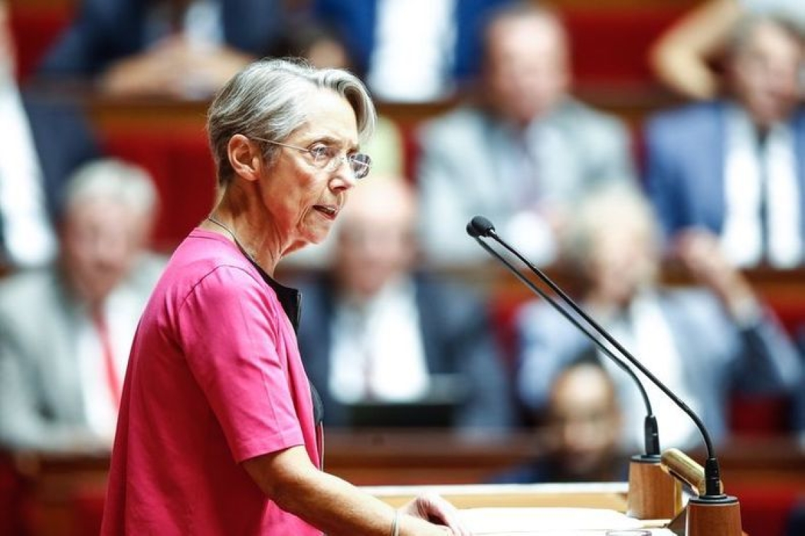 Sur l’éducation, les changements promis par Elisabeth Borne ont été suspendus au « pacte enseignant »