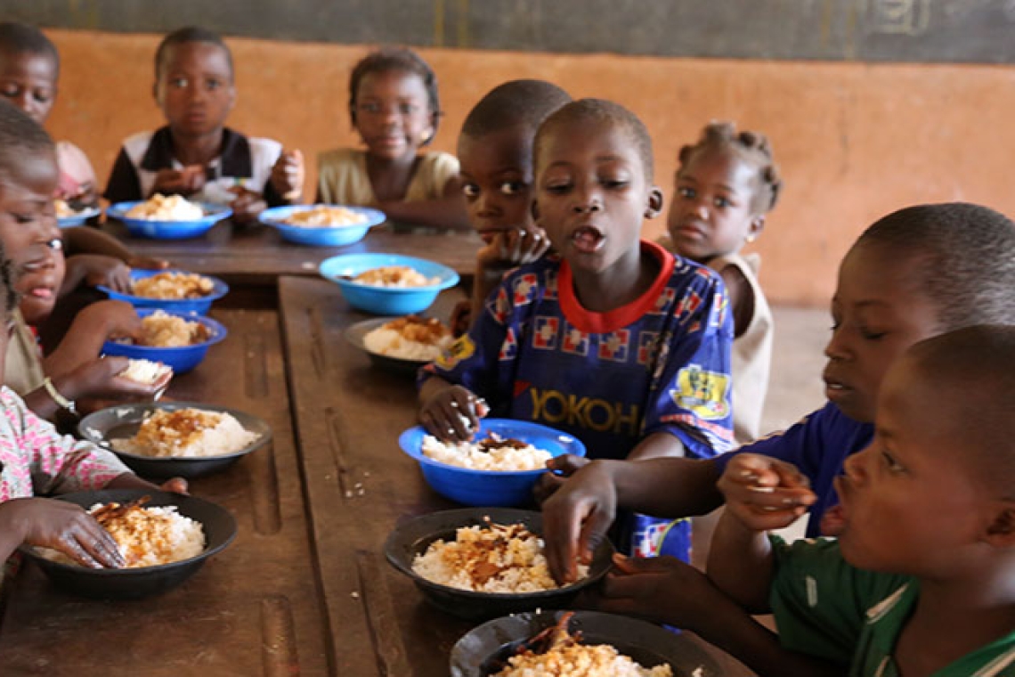 Rwanda: Des repas pour lutter contre le décrochage scolaire