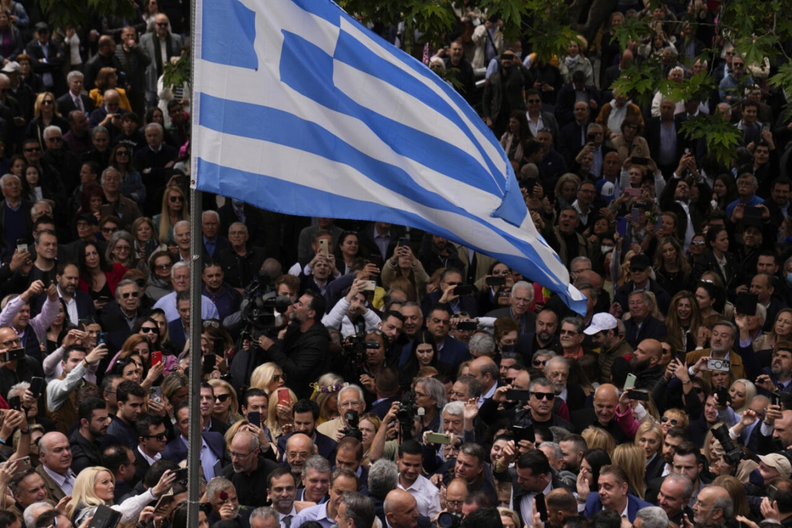  Législatives en Grèce : les populations se rendent aux urnes ce dimanche 