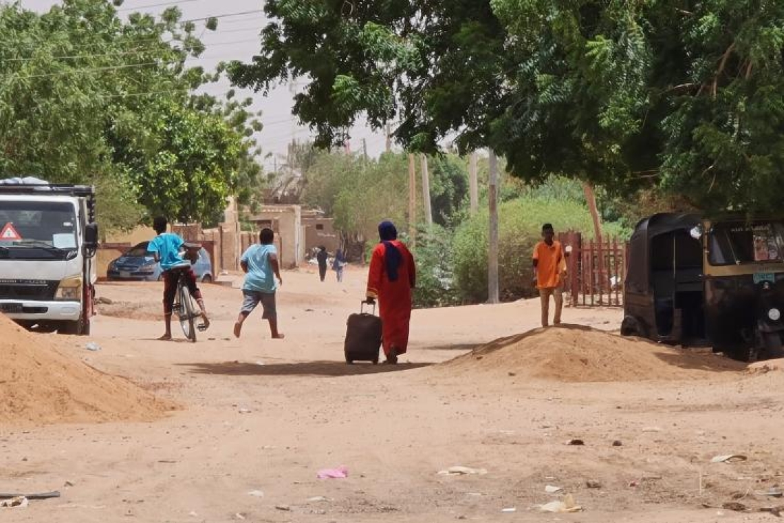 Soudan: Les combats reprennent à Khartoum après la trêve