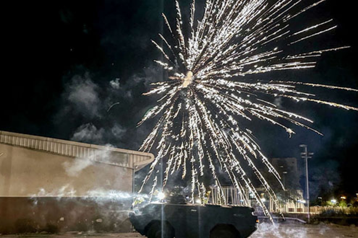 Après les émeutes, la France bannit les feux d'artifice pour la fête nationale