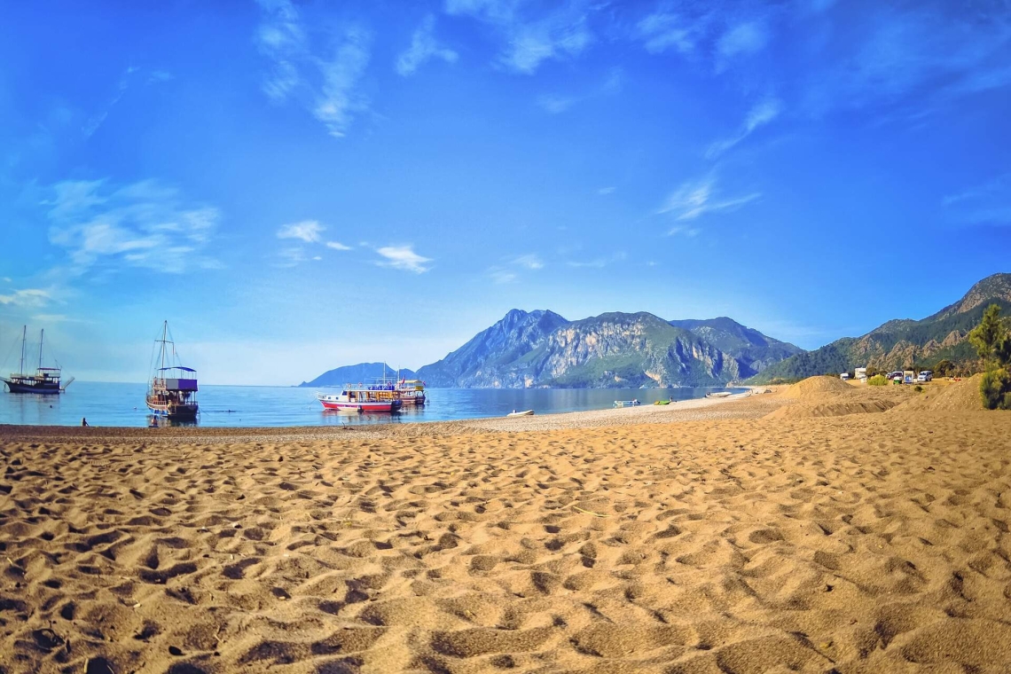 Turquie : 28 obus ont explosé sur une magnifique plage dans un secteur touristique