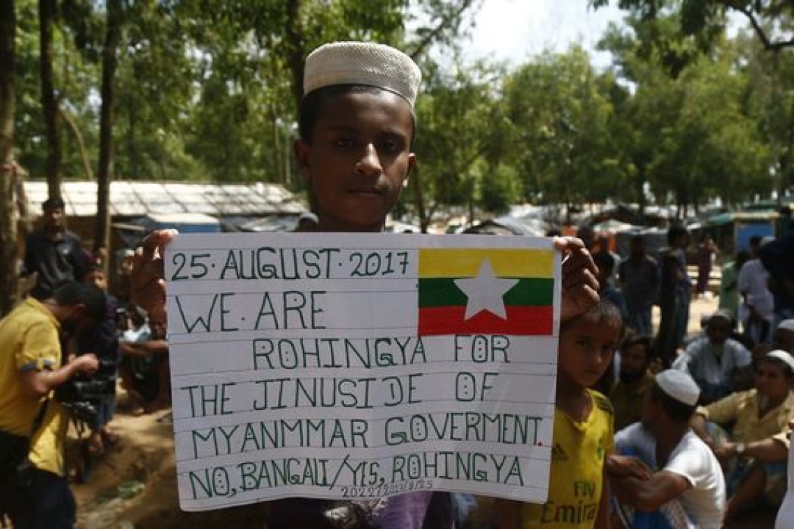 Birmanie: Au moins 17 morts dans le naufrage d'un bateau de migrants Rohingya