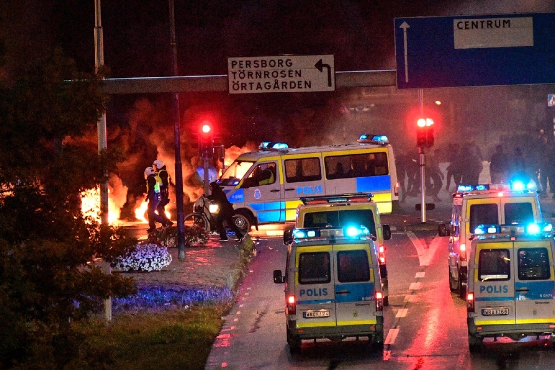 Scènes de violence à Malmö après la brûlure d'un exemplaire du Coran, plusieurs personnes arrêtées. 