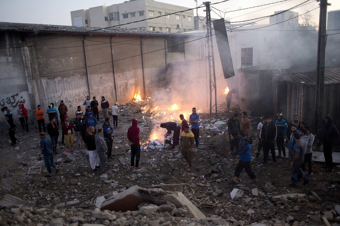 Explosions ce matin à Ispahan  , la riposte israélienne fait des explosions en Iran.. 