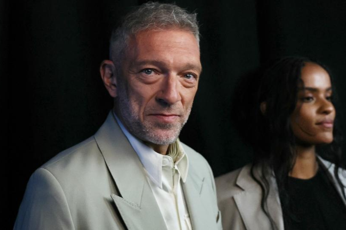 Vincent Cassel officialise sa relation avec Narah Baptista, 29 ans sa cadette