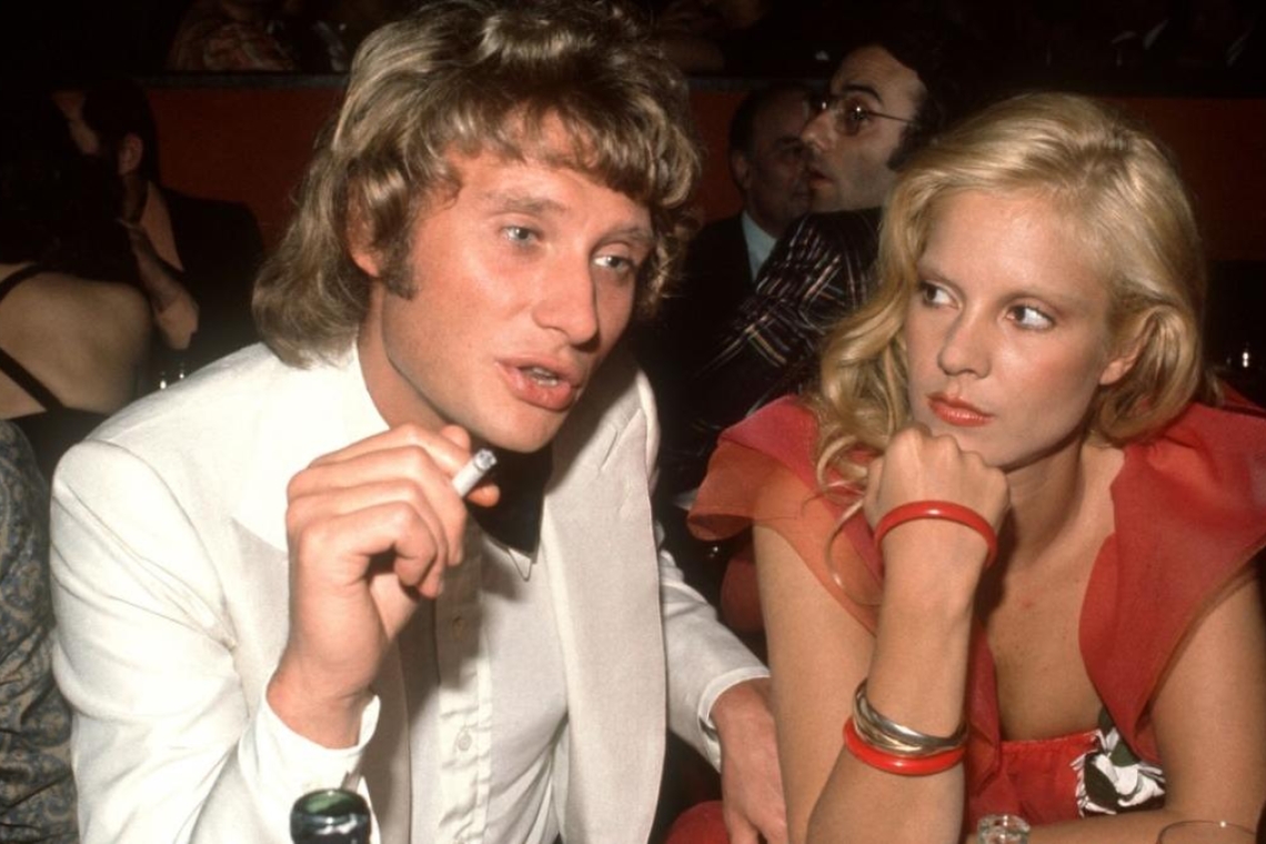 Stars, Sexe et Show Business : Ce Jour où Sylvie Vartan a Surpris Johnny Hallyday avec Catherine Deneuve