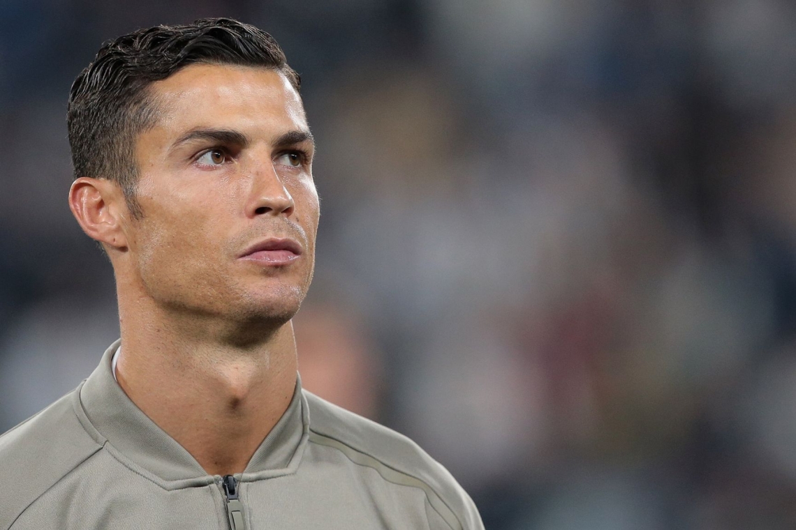 Football , carrières : Cristiano Ronaldo à la croisée des chemins