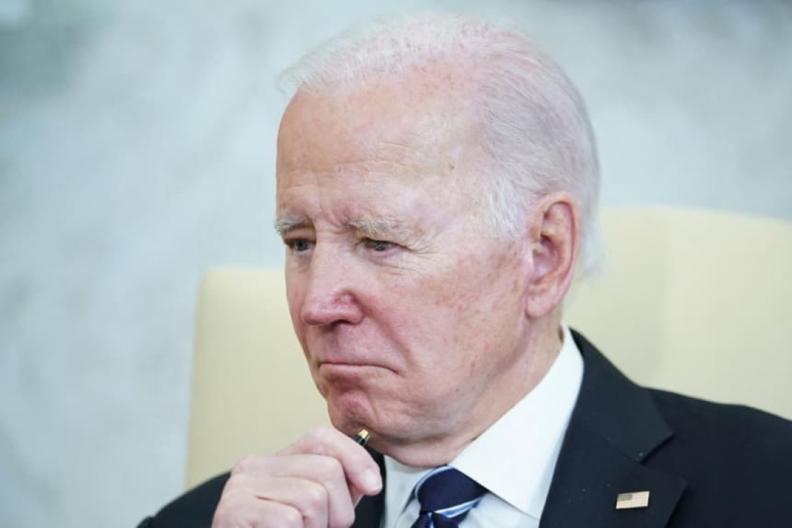 Revue des circonstances qui ont poussé Joe Biden à renoncer