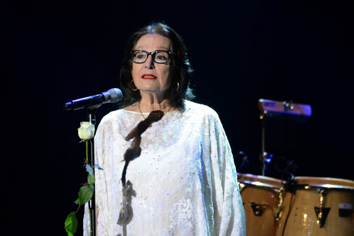 Les Jeux Olympiques de Paris 2024 : Une Grande Dame aux Jeux - Nana Mouskouri