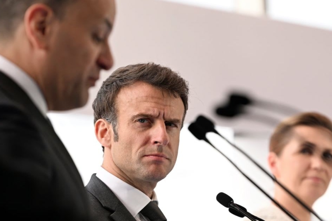 Émeutes au Royaume-Uni : Soutien d'Emmanuel Macron