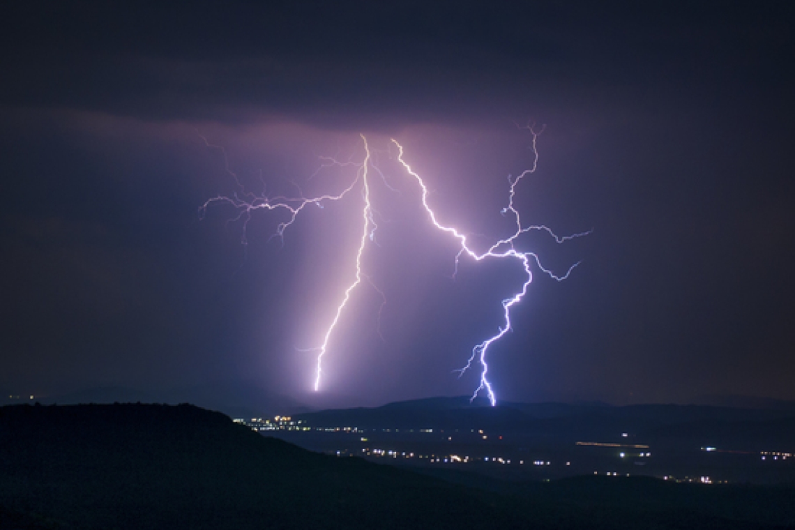 Les orages frappent le Massif central après une nuit tumultueuse en Isère