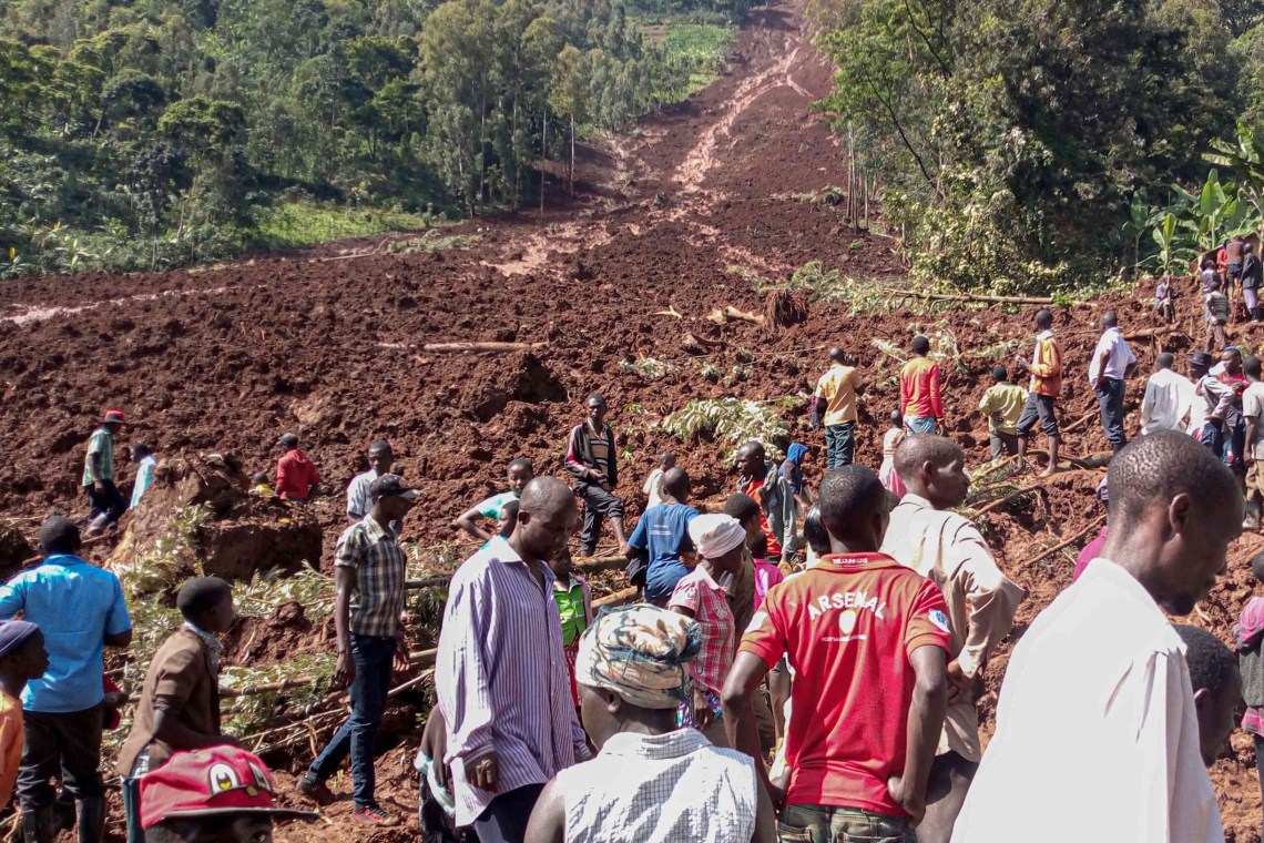 En Ouganda, le bilan de l’effondrement d’une décharge à Kampala s’alourdit à 30 morts et 39 disparus