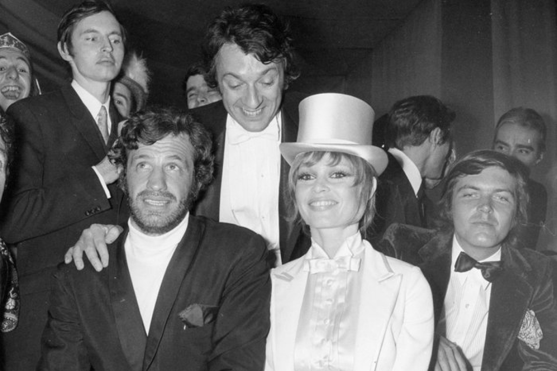 Le cinéma français, longtemps porté par des figures emblématiques telles que Brigitte Bardot, Jean-Paul Belmondo et Alain Delon, se trouve aujourd'hui à un tournant crucial de son histoire.